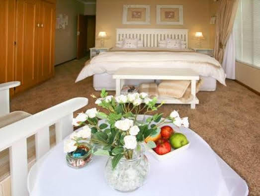 Dana Bay B&B Guest House Моссел-Бей Экстерьер фото