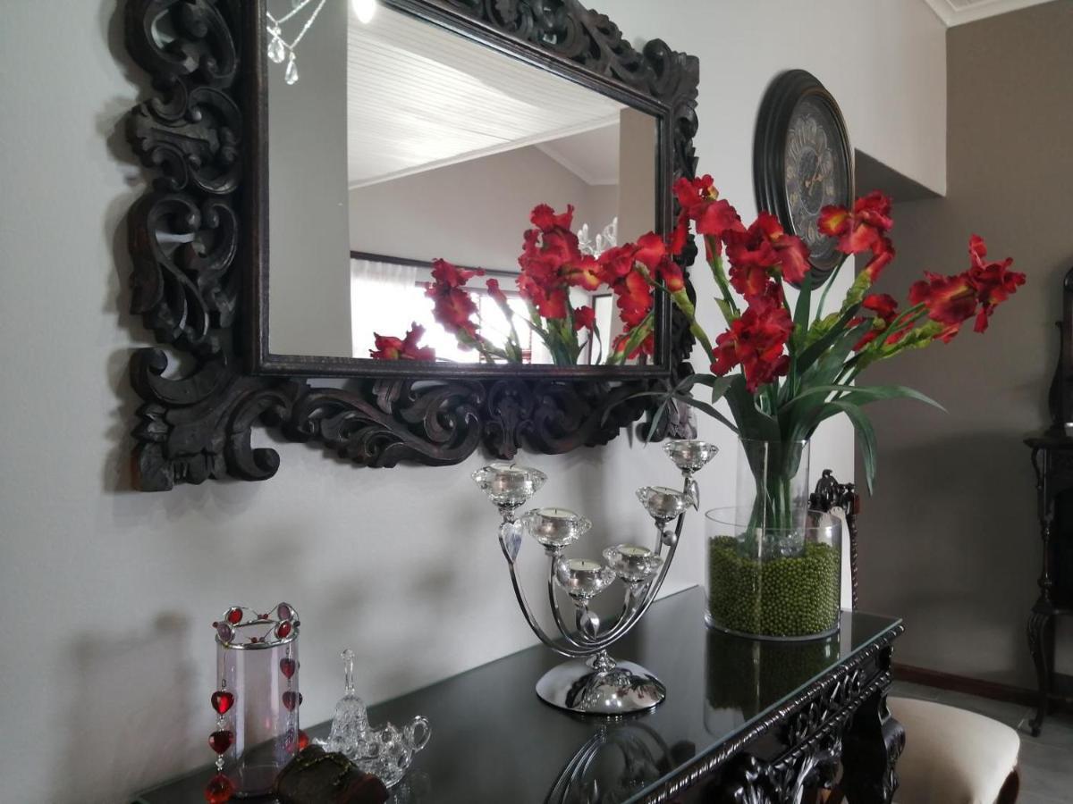 Dana Bay B&B Guest House Моссел-Бей Экстерьер фото