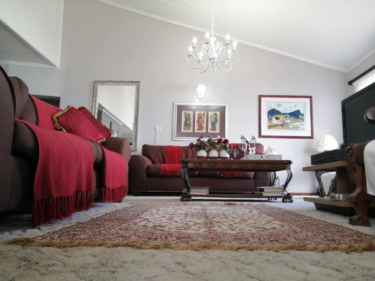 Dana Bay B&B Guest House Моссел-Бей Экстерьер фото